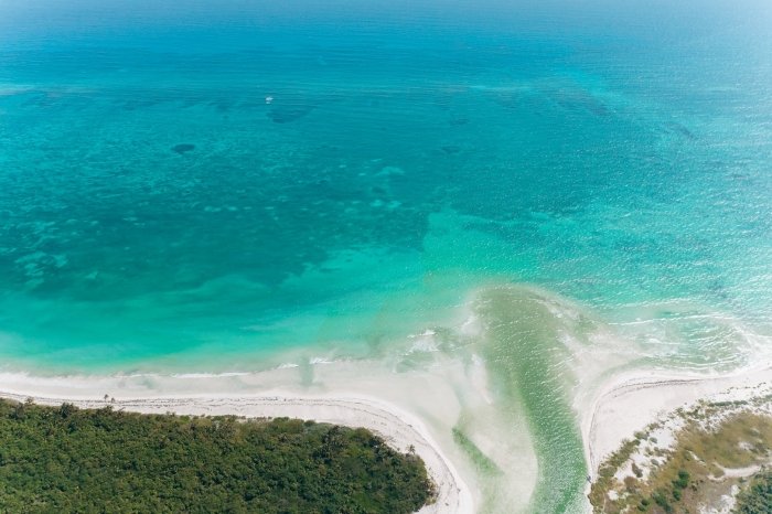15 Gorgeous Beaches In Lebanon That Will Make Your Vacation Refreshing